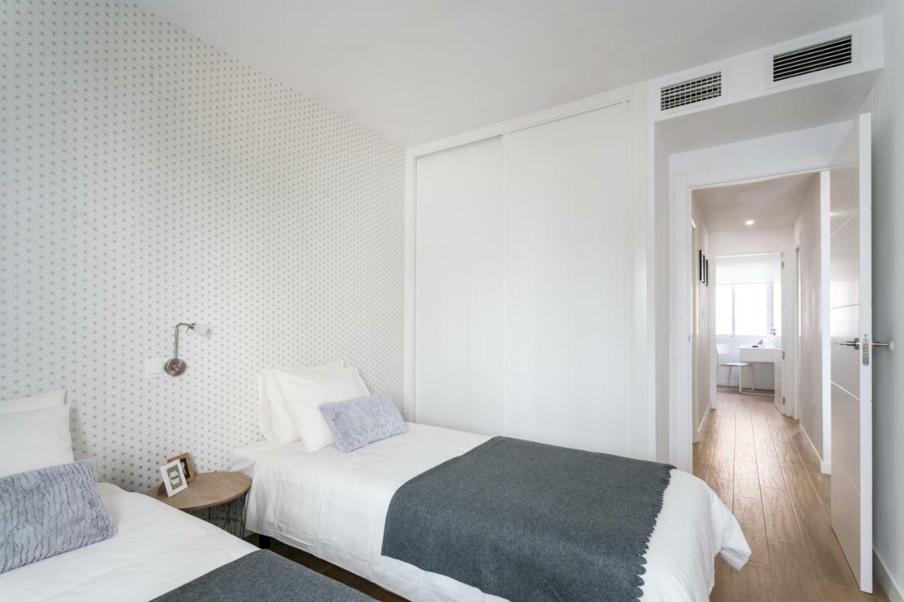 Triana 3 Bedrooms & 2 Bath Parking Included Севилья Экстерьер фото